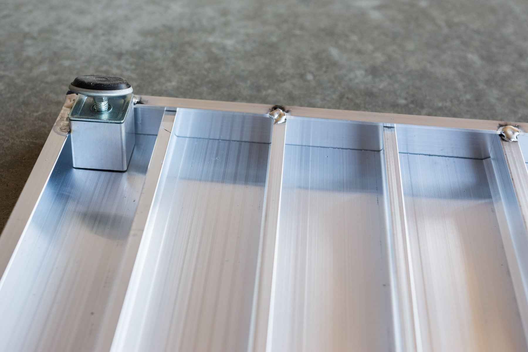 TRANSITIONS Angled Entry Ramp by EZ-ACCESS- Open Box
