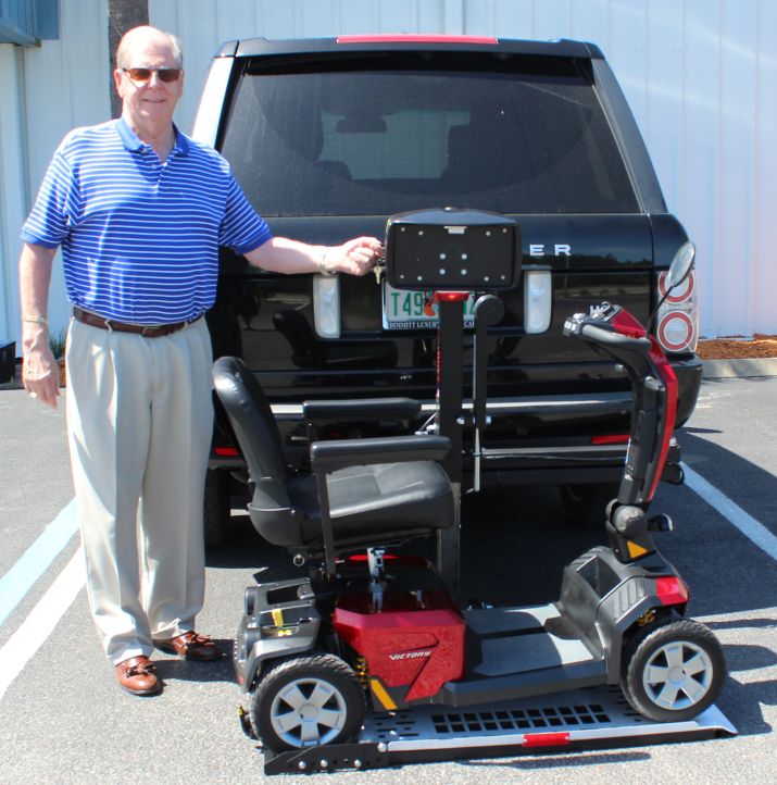 Freedom Mobility CGM350S Fully Automatic Scooter and Powerchair Auto Lift