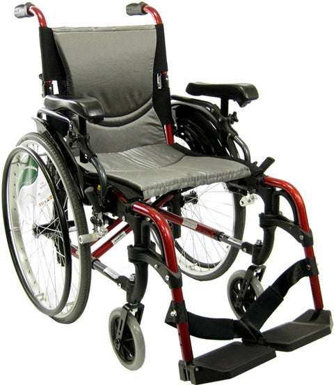 Silla de ruedas manual ergonómica ultraligera Karman S-Ergo 305 con reposapiés abatibles