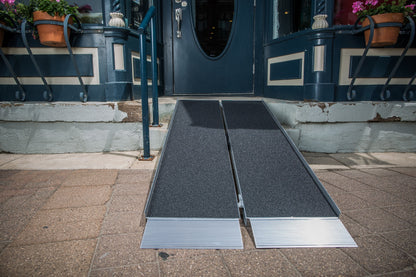 SUITCASE® Singlefold AS Ramp by EZ-ACCESS®