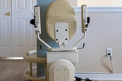 Harmar Helix Curved Stairlift