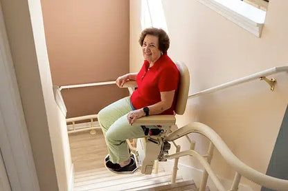 Harmar Helix Curved Stairlift