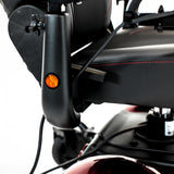 Silla de ruedas eléctrica Merits Vision Sport P326D con tracción central y asiento elevable eléctrico