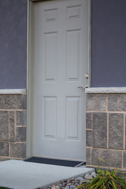 TRANSITIONS® Angled Entry Plate by EZ-ACCESS®