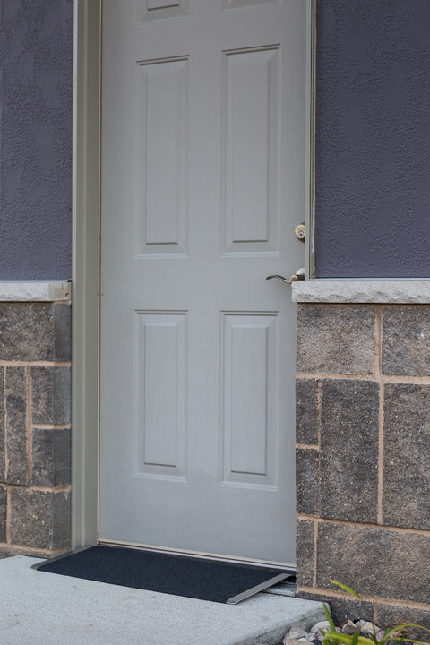 TRANSITIONS® Angled Entry Plate by EZ-ACCESS®